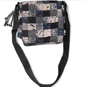 Donna Sharp Patchwork Crossbody Bag in navy blue, Black and white